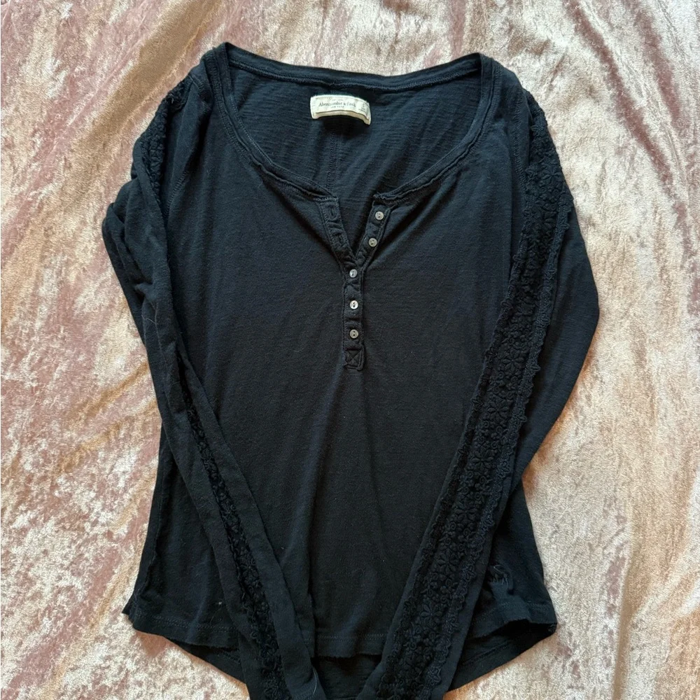 Abercrombie & Fitch Dark Blue Long Sleeve Tee - Picture 2 of 5